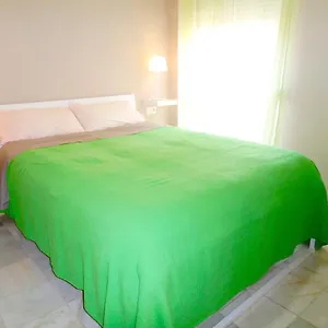  Apartment Enjoy Apart. Centro Y Playa Cervantes